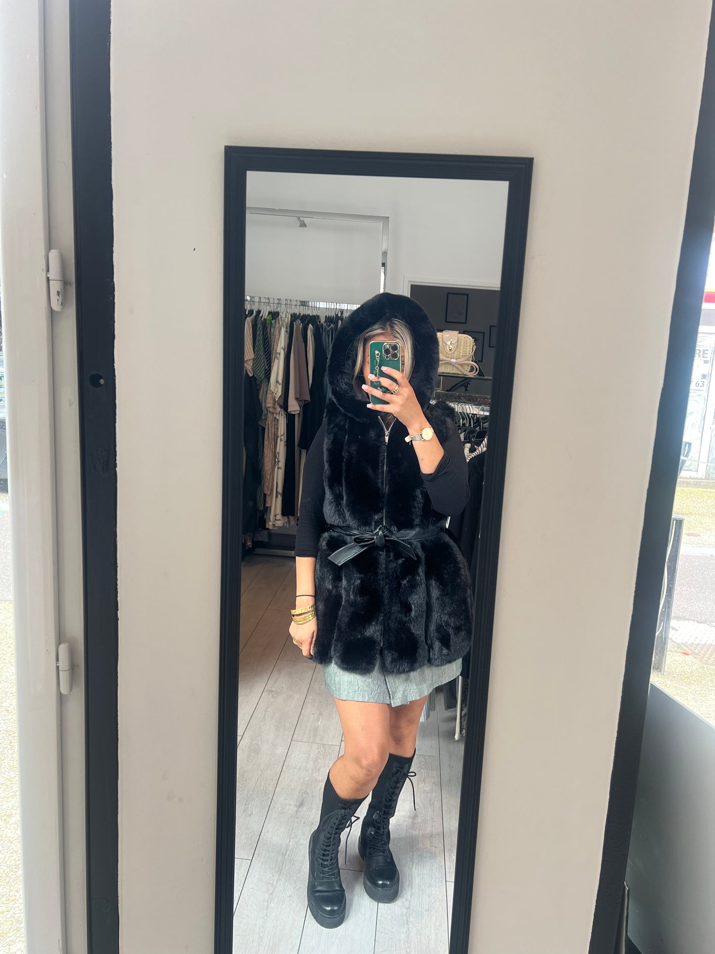 Veste fourrure sans manches