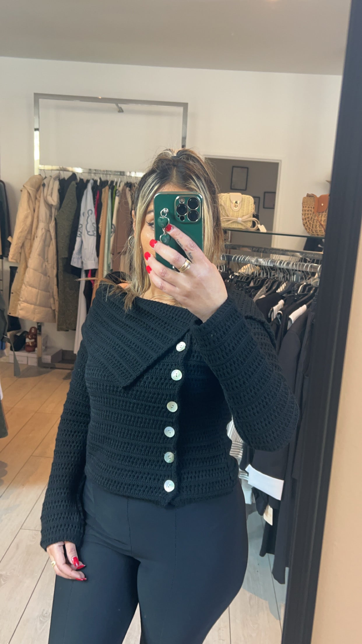 Pull col bateau avec bouton