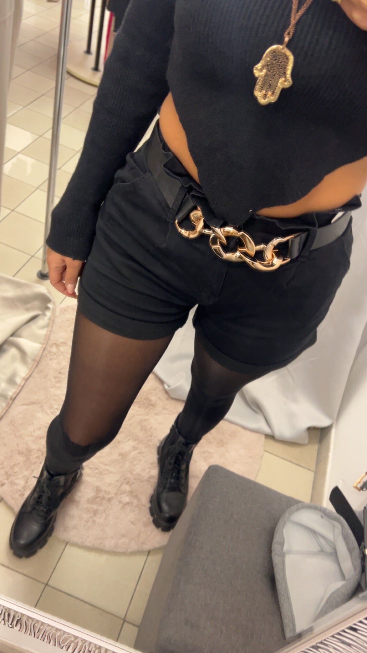 Short noir avec ceinture