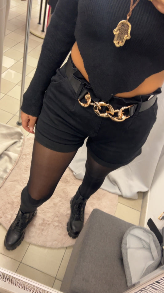 Short noir avec ceinture
