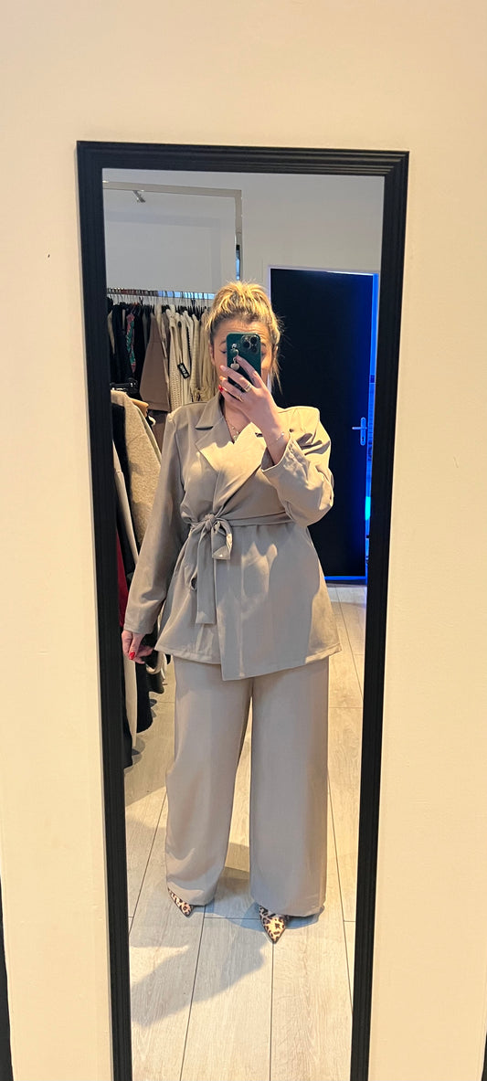 Ensemble tailleur