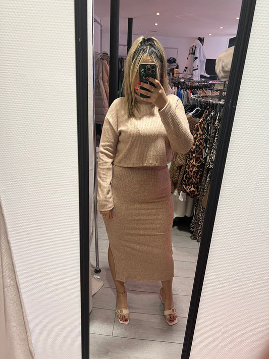 Ensemble pull jupe taupe