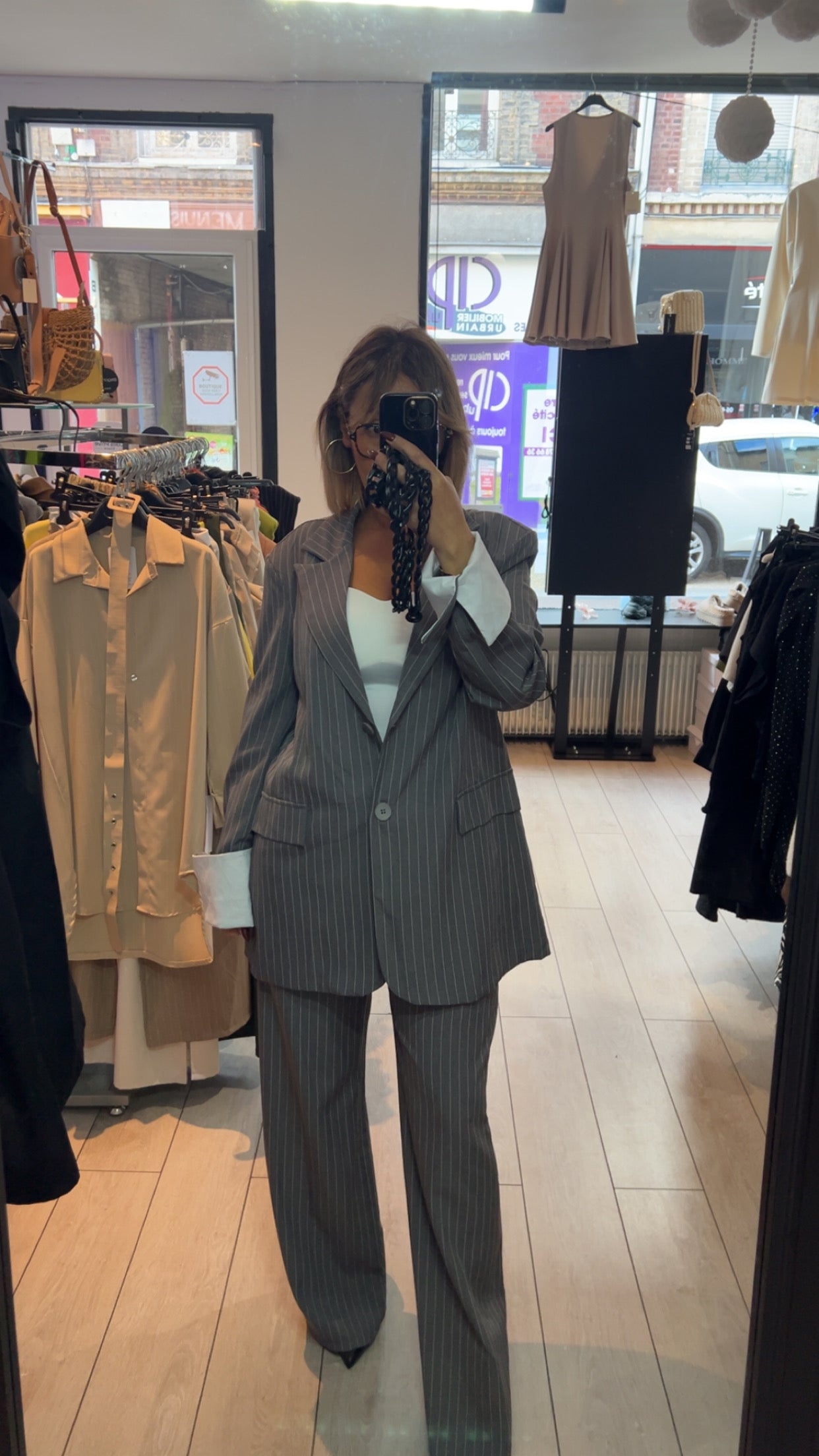 Ensemble Tailleur Rayé Chic - Blazer et Pantalon