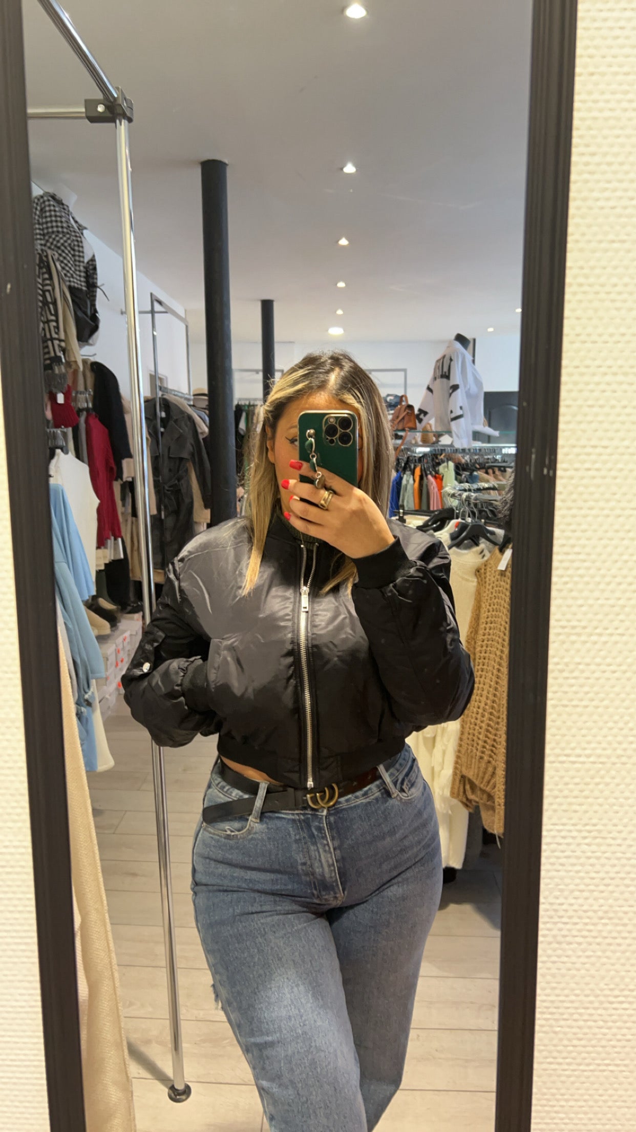 Veste Noire Femme Taille S - Élégante et Intemporelle