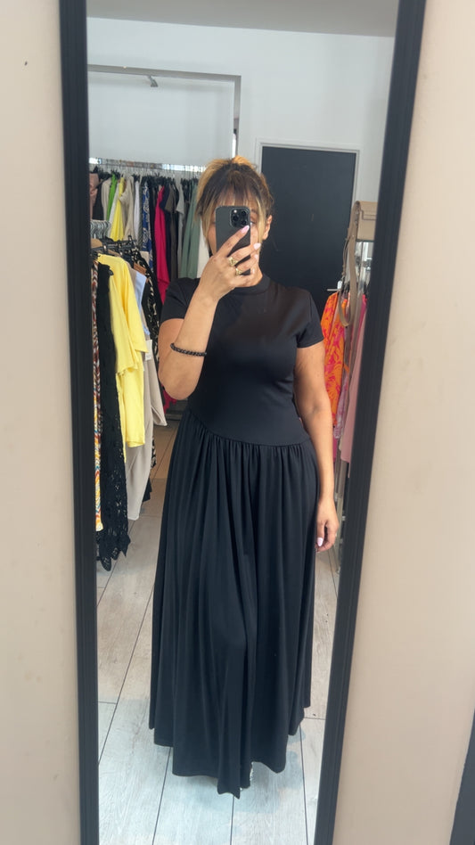 Robe asymétrie chic