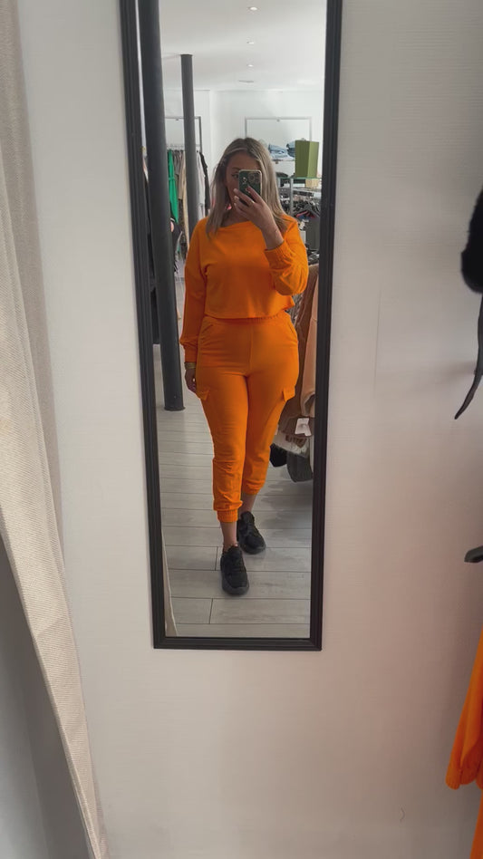 Ensemble jogging orange