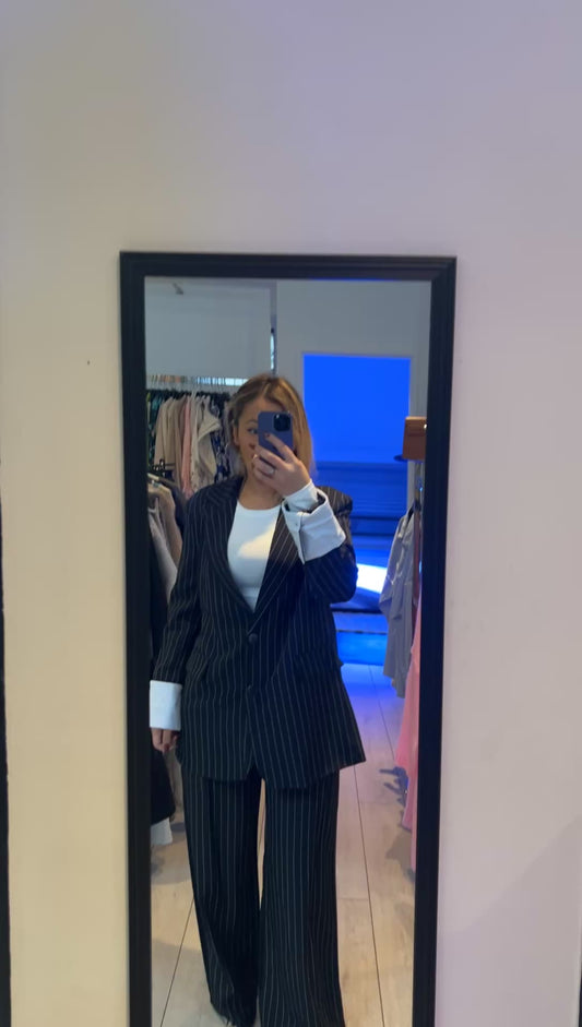 Ensemble Tailleur Rayé Noir et Blanc - Veste et Pantalon